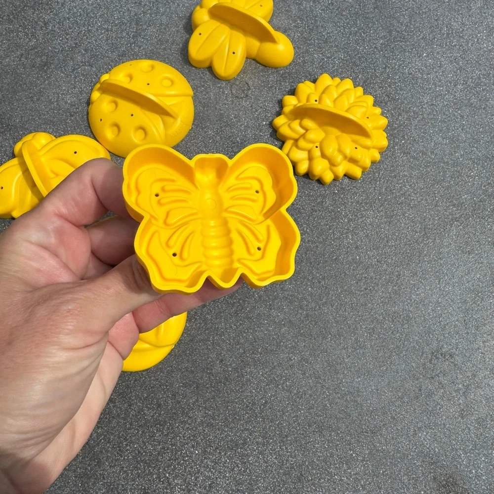 William Sonoma Garden Cookie Cutters Set of 8